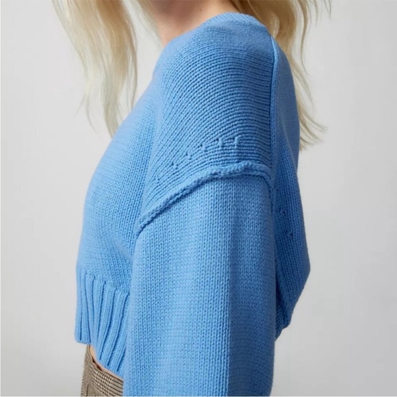 Blue Knit Cropped Sweater by Urban Outfitter’s - Picture 5 of 6
